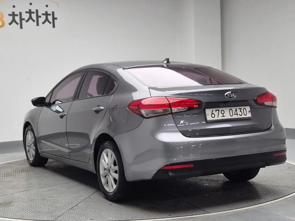 Kia K3 2017 photo 2