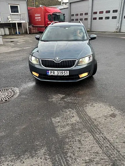 Skoda Octavia 2015 photo 3