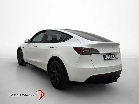 Tesla Model Y 2025 photo 5