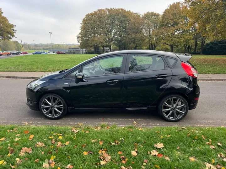 Ford Fiesta 2016 photo 4