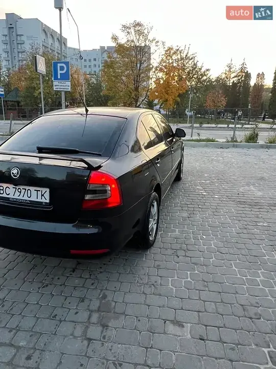 Skoda Octavia 2010 photo 5