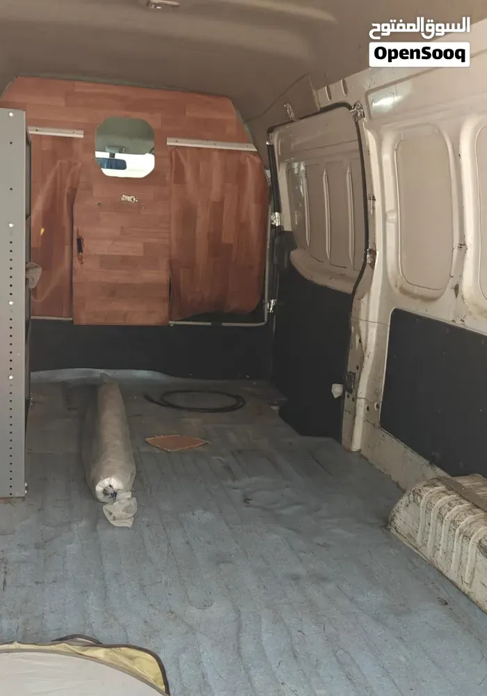 Nissan Urvan 2015 photo 2