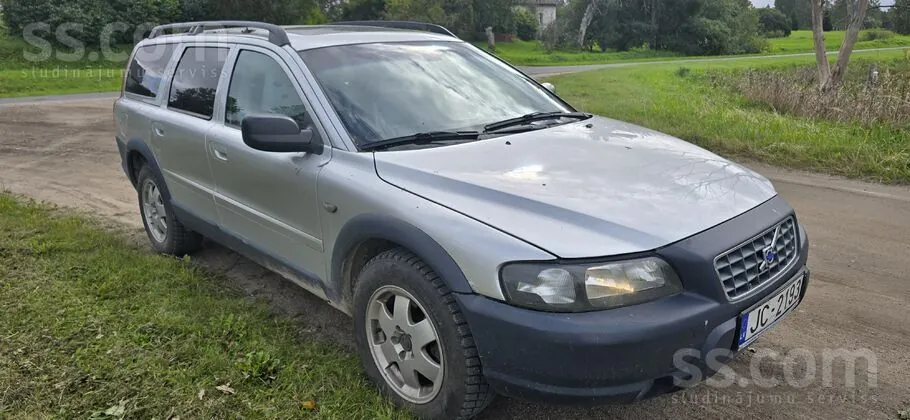 Volvo Xc 70 2004 photo 2