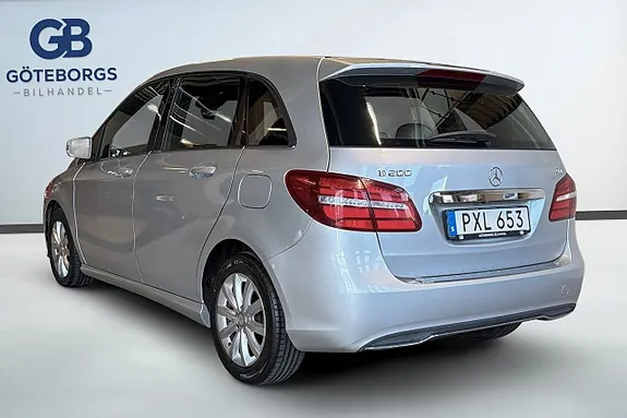 Mercedes-Benz B200 2015 photo 4