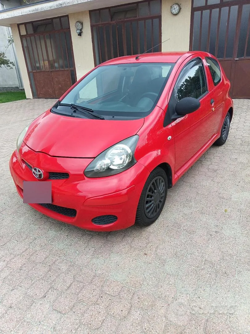 Toyota Aygo 2010 photo 3
