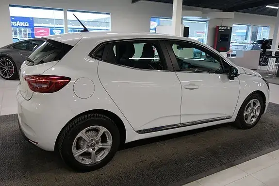Renault Clio 2022 photo 3