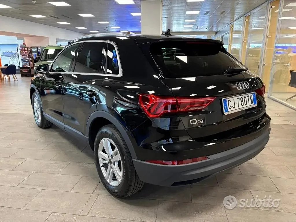 Audi Q3 2022 photo 5