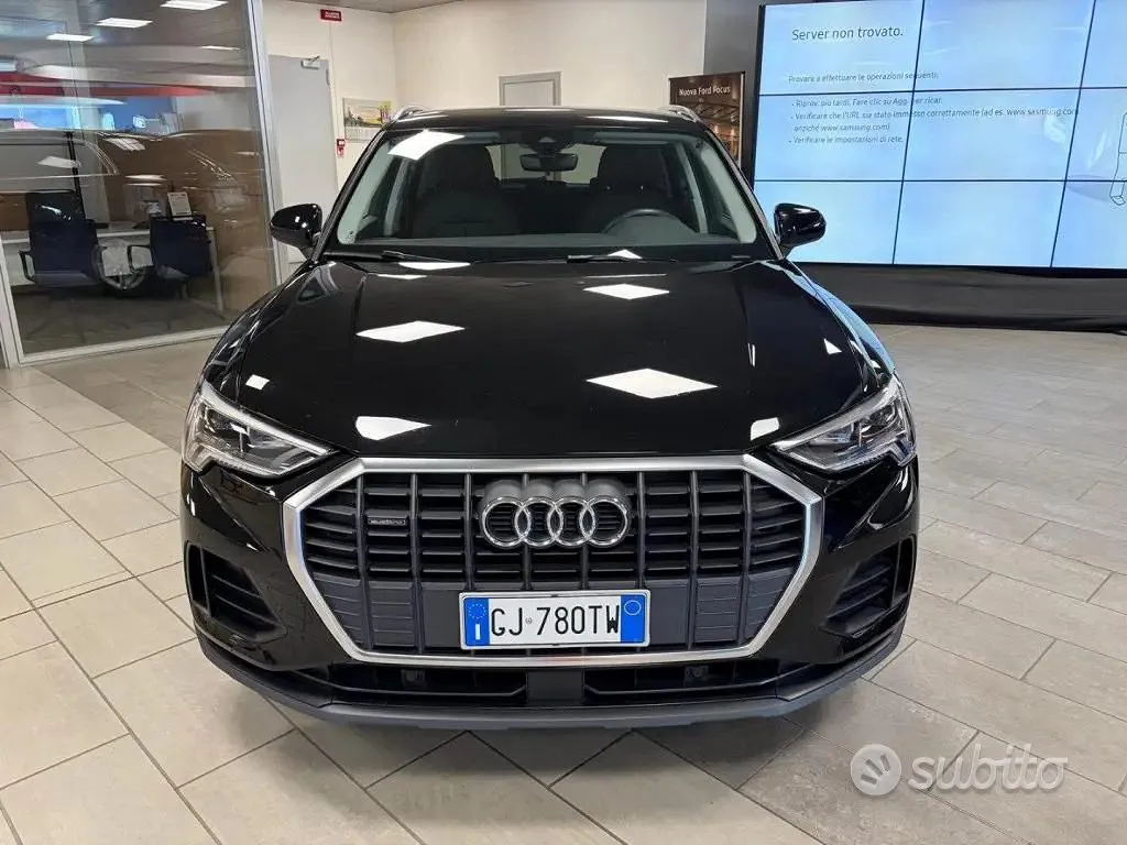 Audi Q3 2022 photo 2
