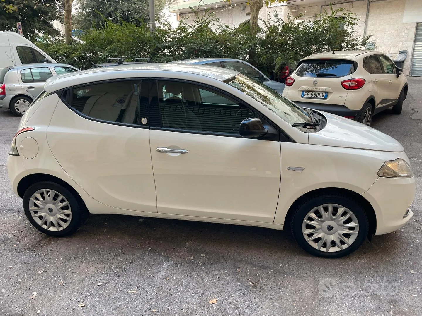 Lancia Ypsilon 2012 photo 4