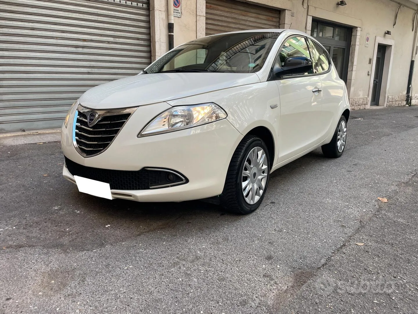 Lancia Ypsilon