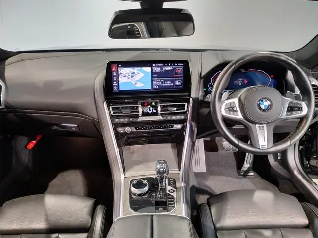 BMW 8 Series Coupe 2024 photo 5