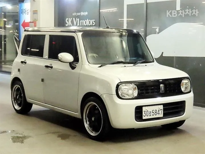 Suzuki Alto Lapin