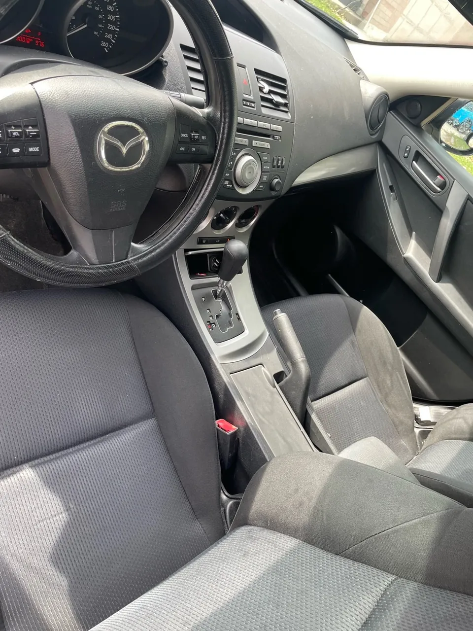 Mazda 3 2010 photo 4