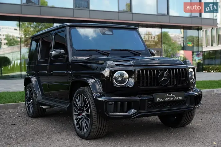 Mercedes-Benz G-Class