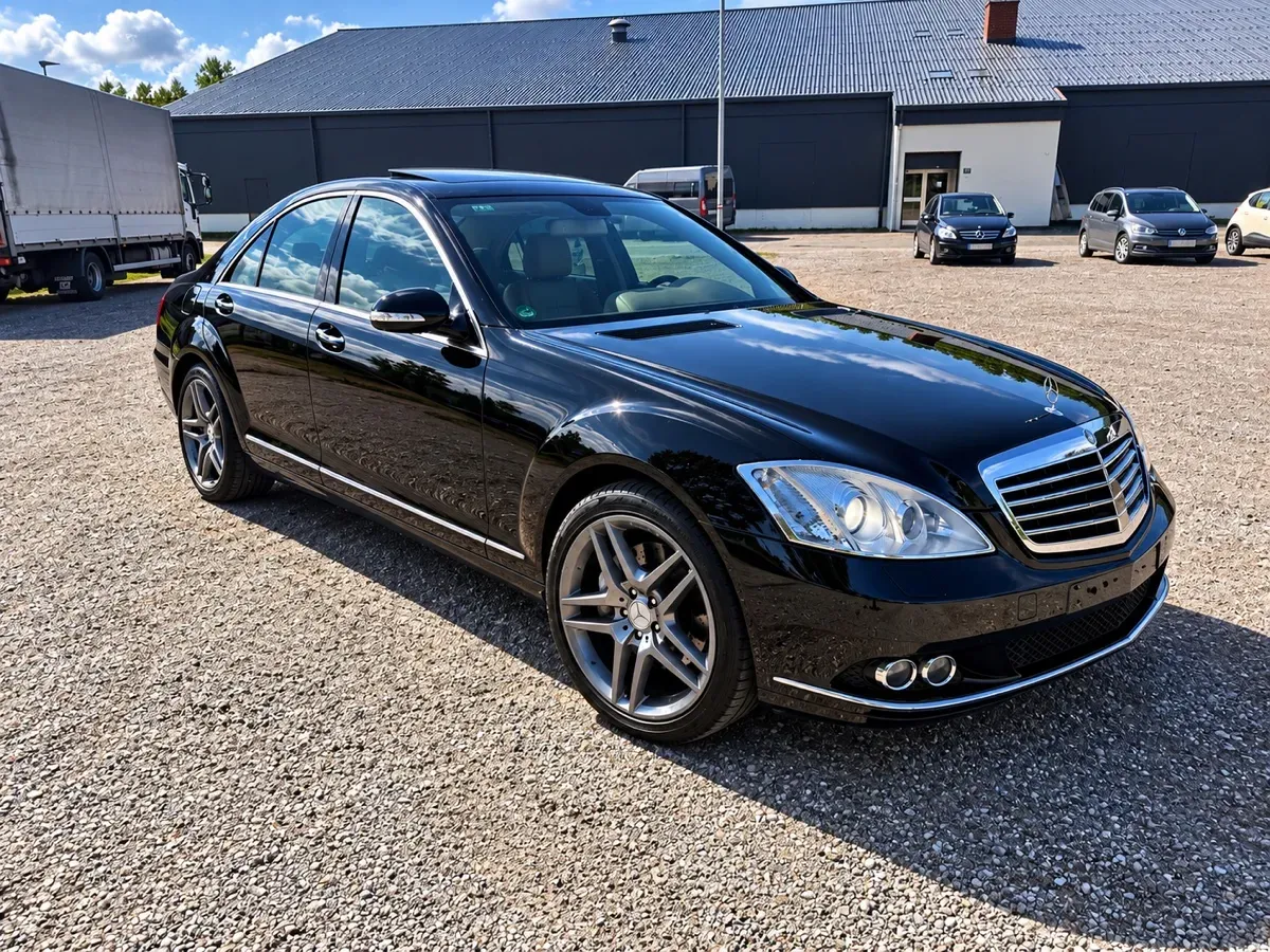 Mercedes-Benz S-Class 2007 photo 2