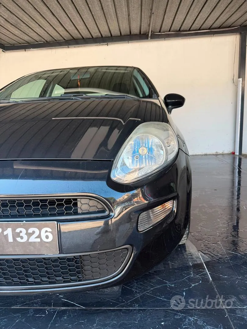 Fiat Punto 2015 photo 4