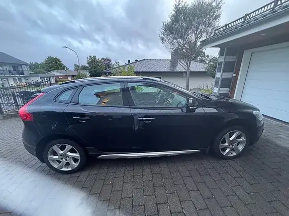 Volvo V40 Cross Country 2014 photo 5