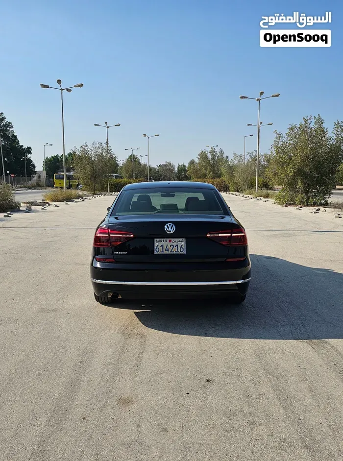 Volkswagen Passat 2018 photo 2