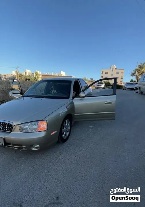 Hyundai Avante 2000 photo 2