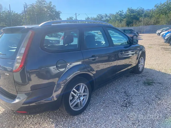 Ford Focus 2008 photo 5