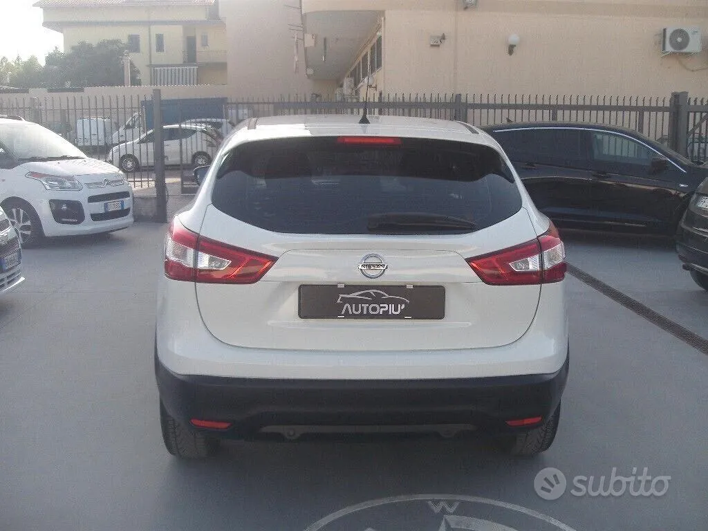 Nissan Qashqai 2014 photo 4