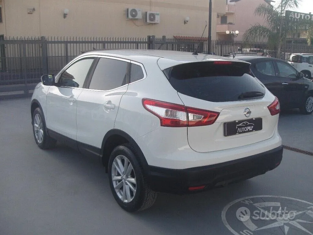 Nissan Qashqai 2014 photo 3
