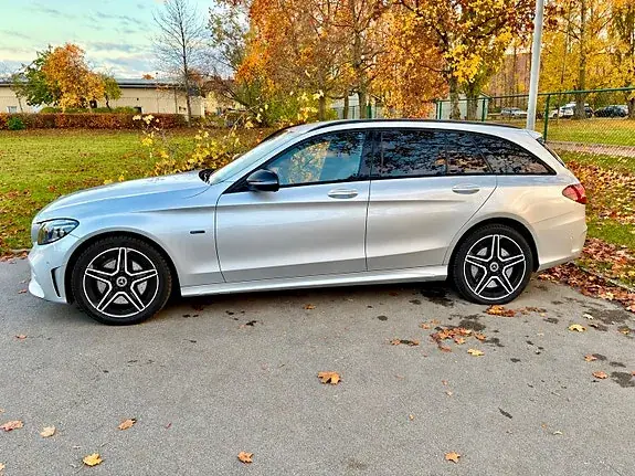 Mercedes-Benz C 300 2021 photo 2