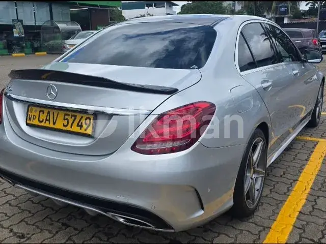 Mercedes-Benz C180 2017 photo 4
