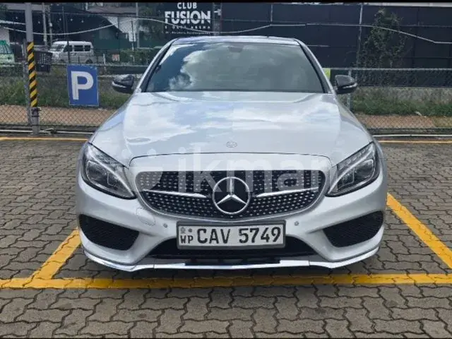 Mercedes-Benz C180