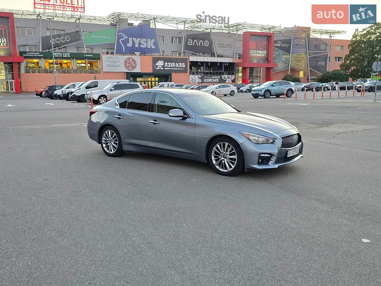 Infiniti Q50 2017 photo 3
