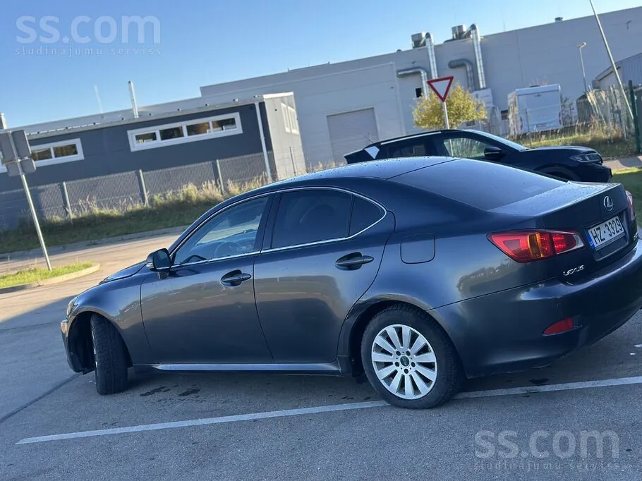 Lexus Is 2009 photo 3