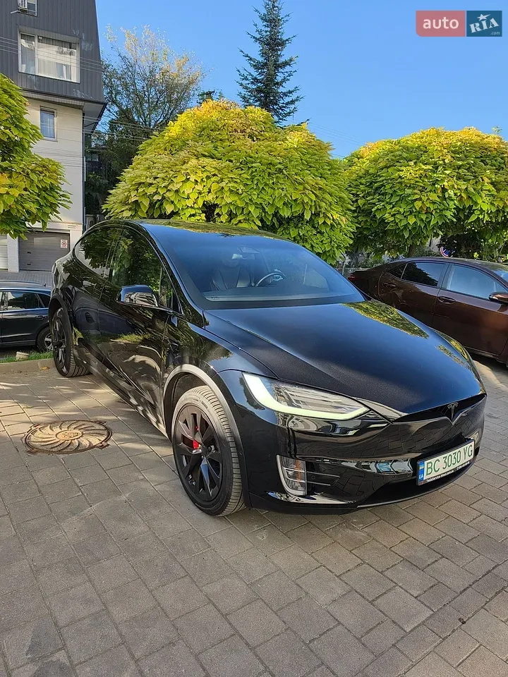 Tesla Model X 2018 photo 4