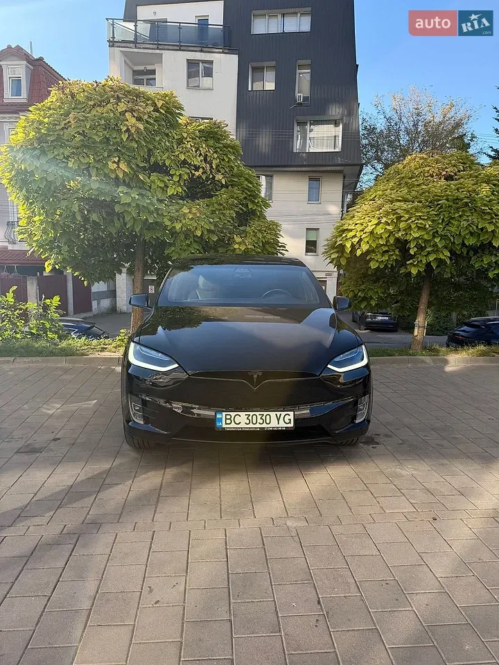 Tesla Model X