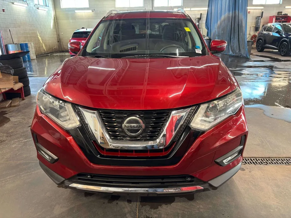 Nissan Rogue 2018 photo 2
