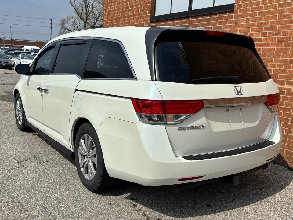 Honda Odyssey 2015 photo 3