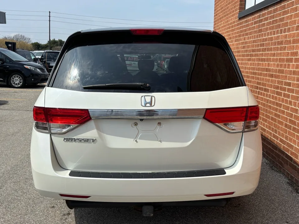 Honda Odyssey 2015 photo 5
