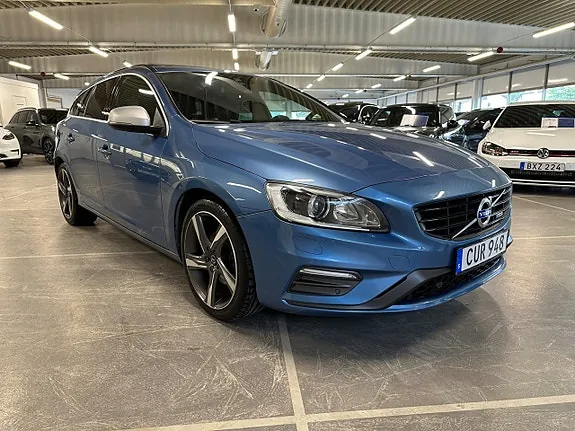Volvo V60 2015 photo 2