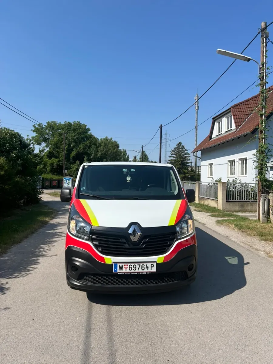 Renault Trafic 2016 photo 3