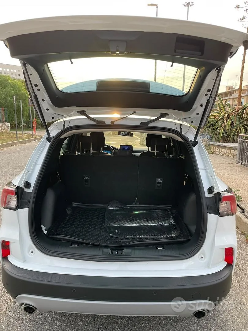 Ford Kuga 2022 photo 4