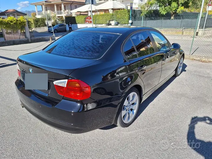 BMW 320D 2008 photo 3