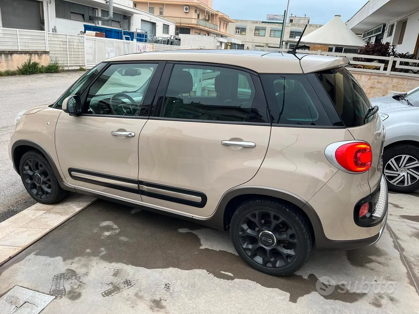 Fiat 500L 2014 photo 3