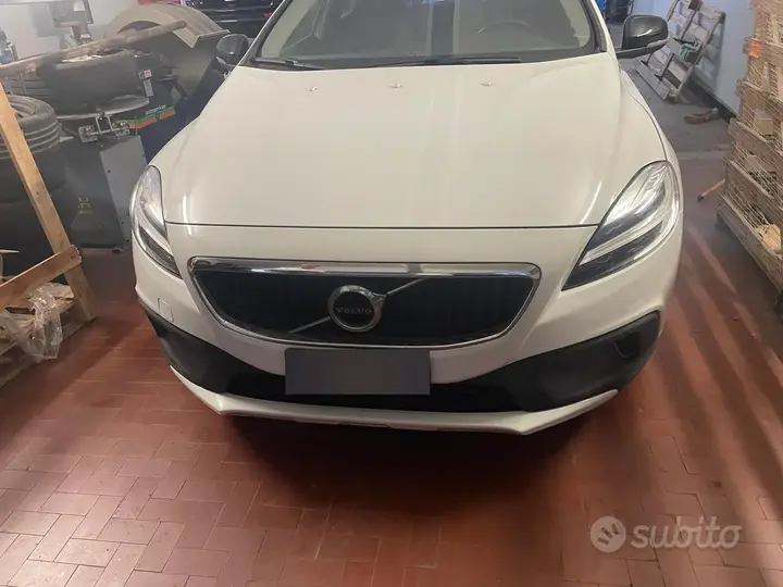 Volvo V40 2019 photo 5