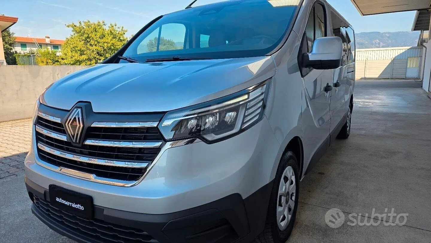 Renault Trafic 2024 photo 4