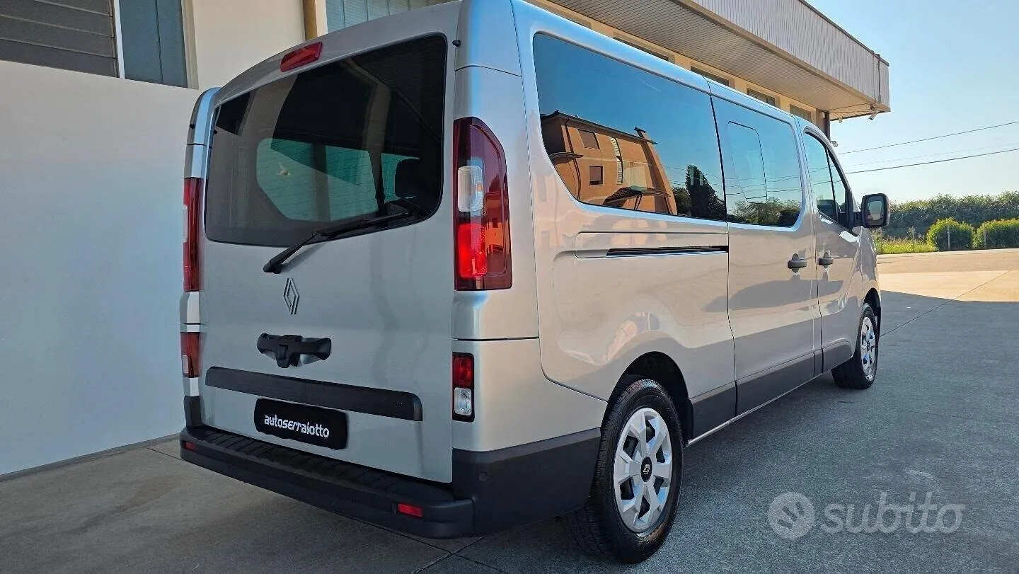 Renault Trafic 2024 photo 3