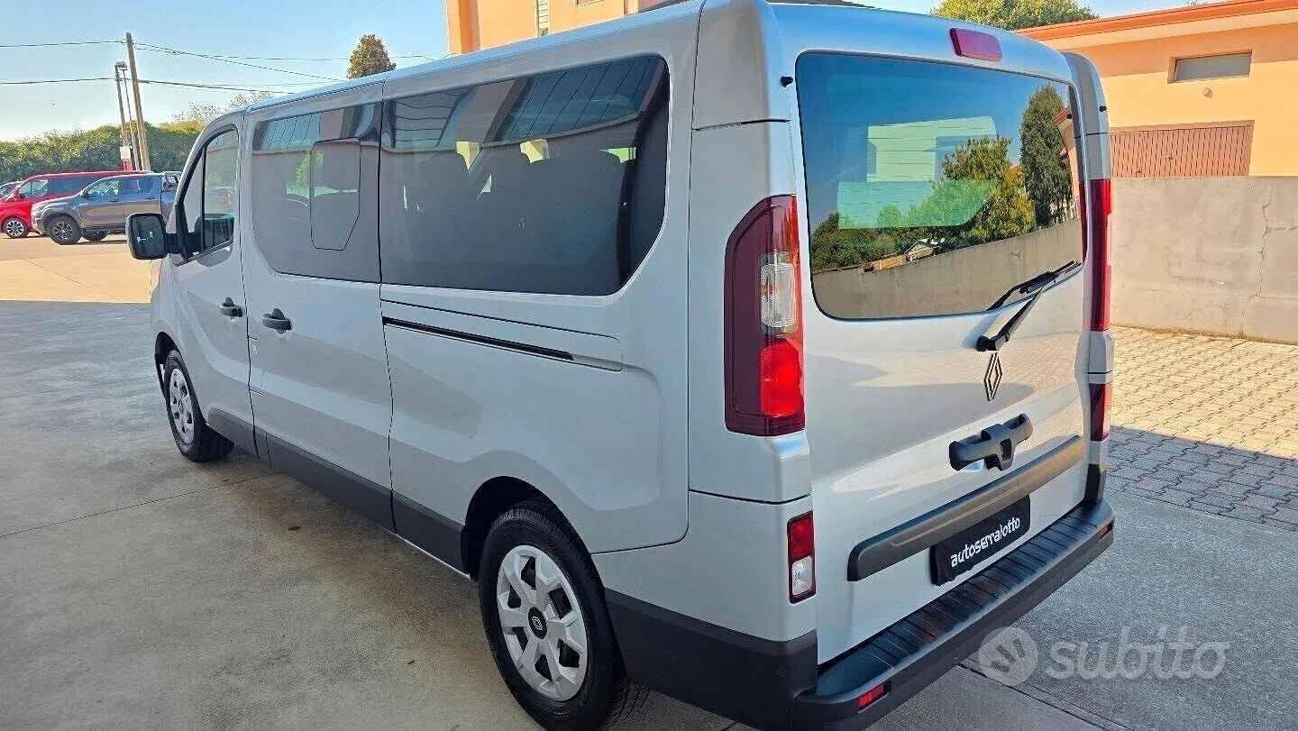 Renault Trafic 2024 photo 5