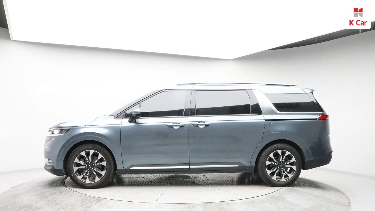 Kia Carnival 2021 photo 2