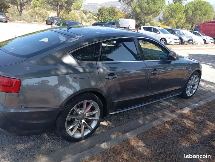 Audi A5 2012 photo 3