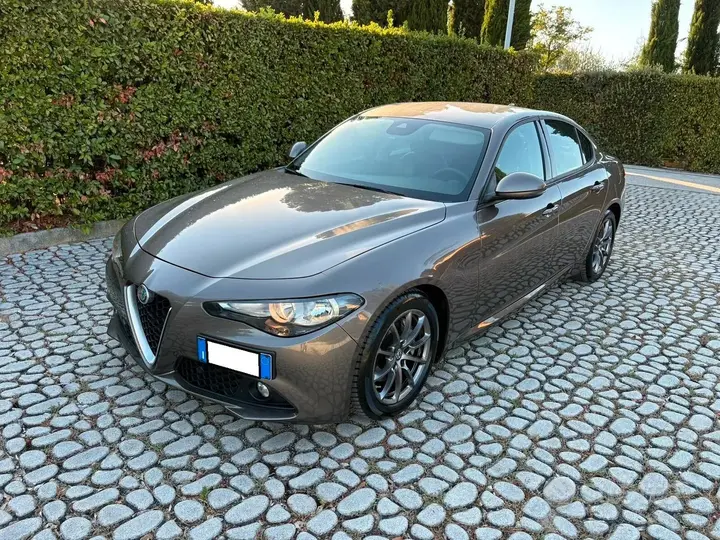 Alfa Romeo Giulia
