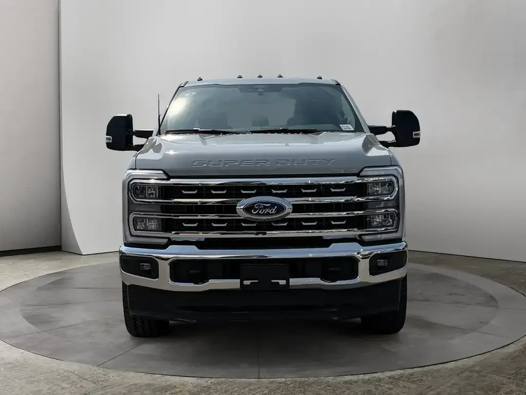 Ford F-350 Super Duty 2026 photo 5