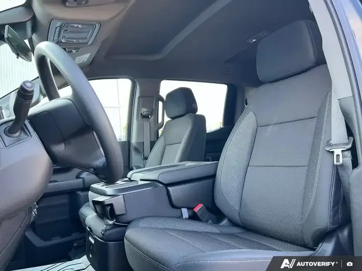Chevrolet Silverado 1500 2026 photo 2